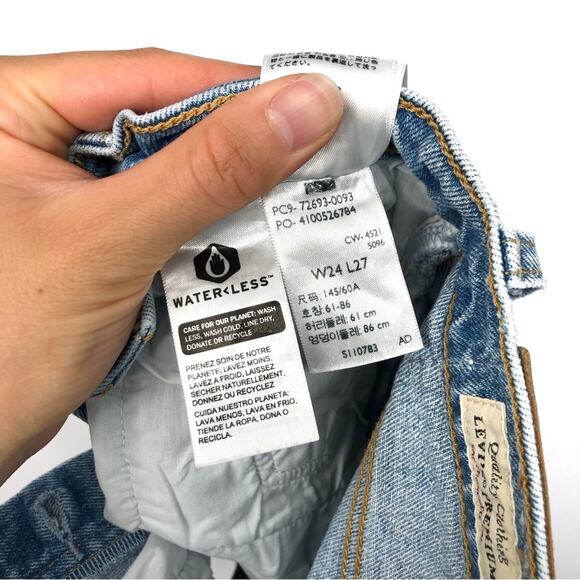 LEVI'S Ribcage Straight Ankle Denim Cutoff Shorts Light Wash 24 - Picture 6 of 9